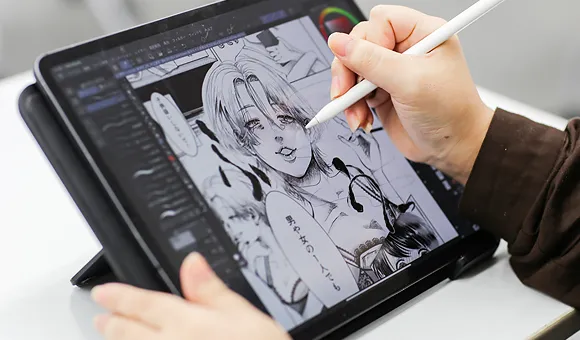 タブレットでの漫画作画作業