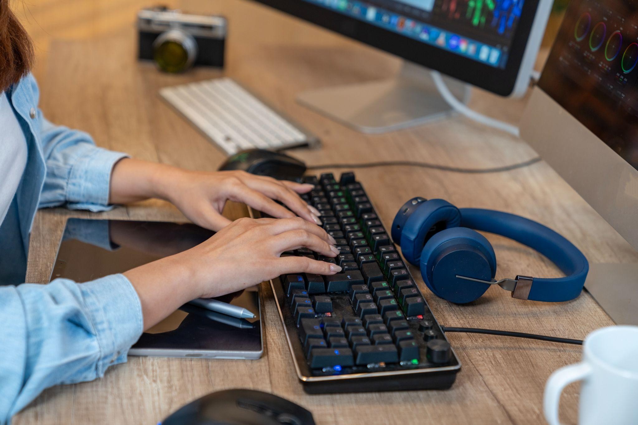 VTuberの気になる「中の人」の存在と役割