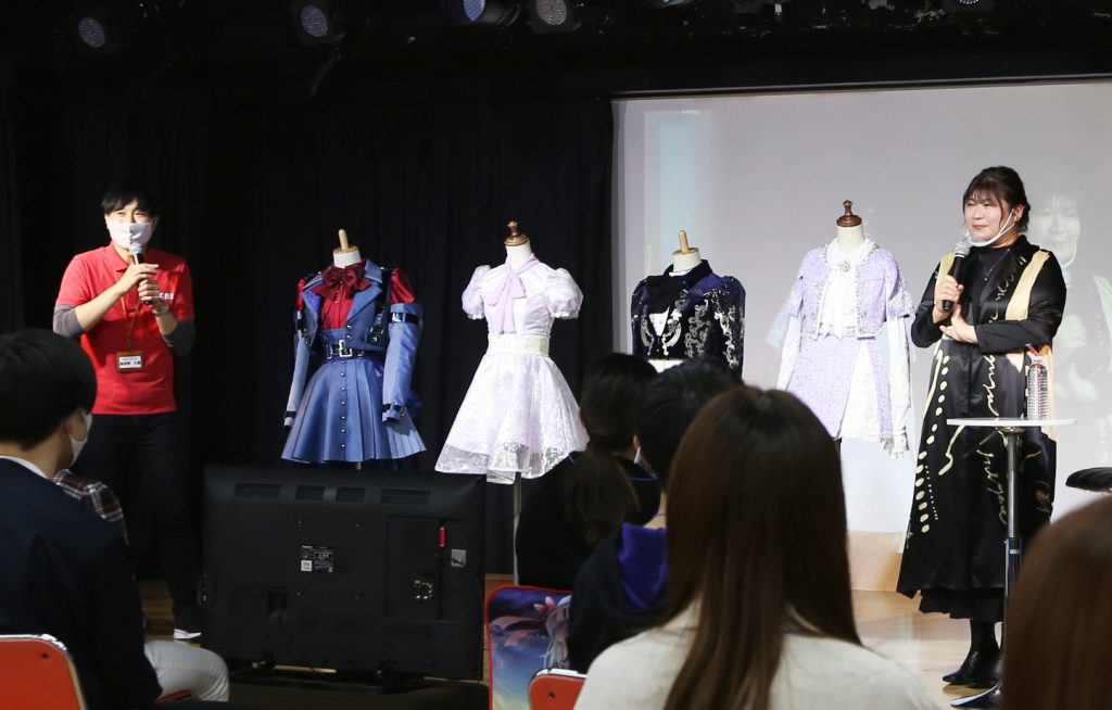 オサレカンパニー所属 茅野しのぶさん によるゲストトークショー 衣装デザイン科特別授業も アニメ 声優 マンガ イラストの専門校 代々木アニメーション学院